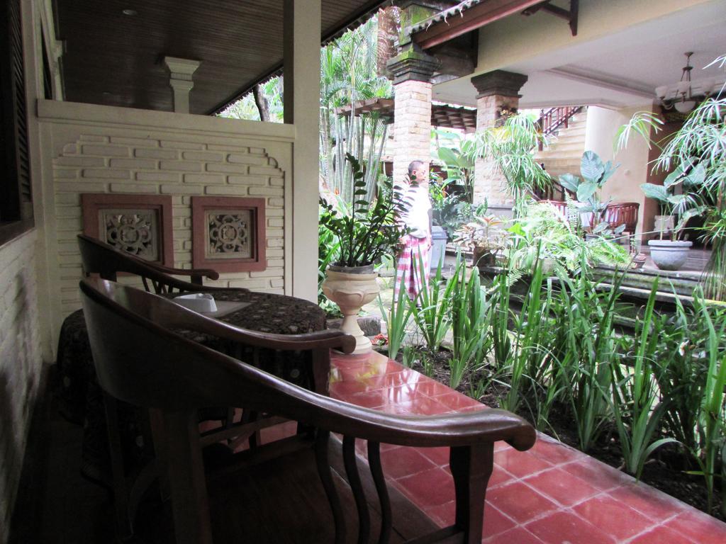 Griya Ayu Inn Sanur Exterior foto